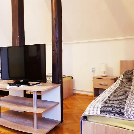 La Boheme Apartment *